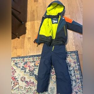 Kids snowsuit
